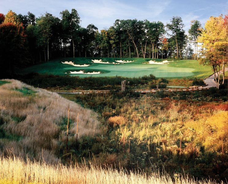 Tour all 18 holes at the Grande Golf Club